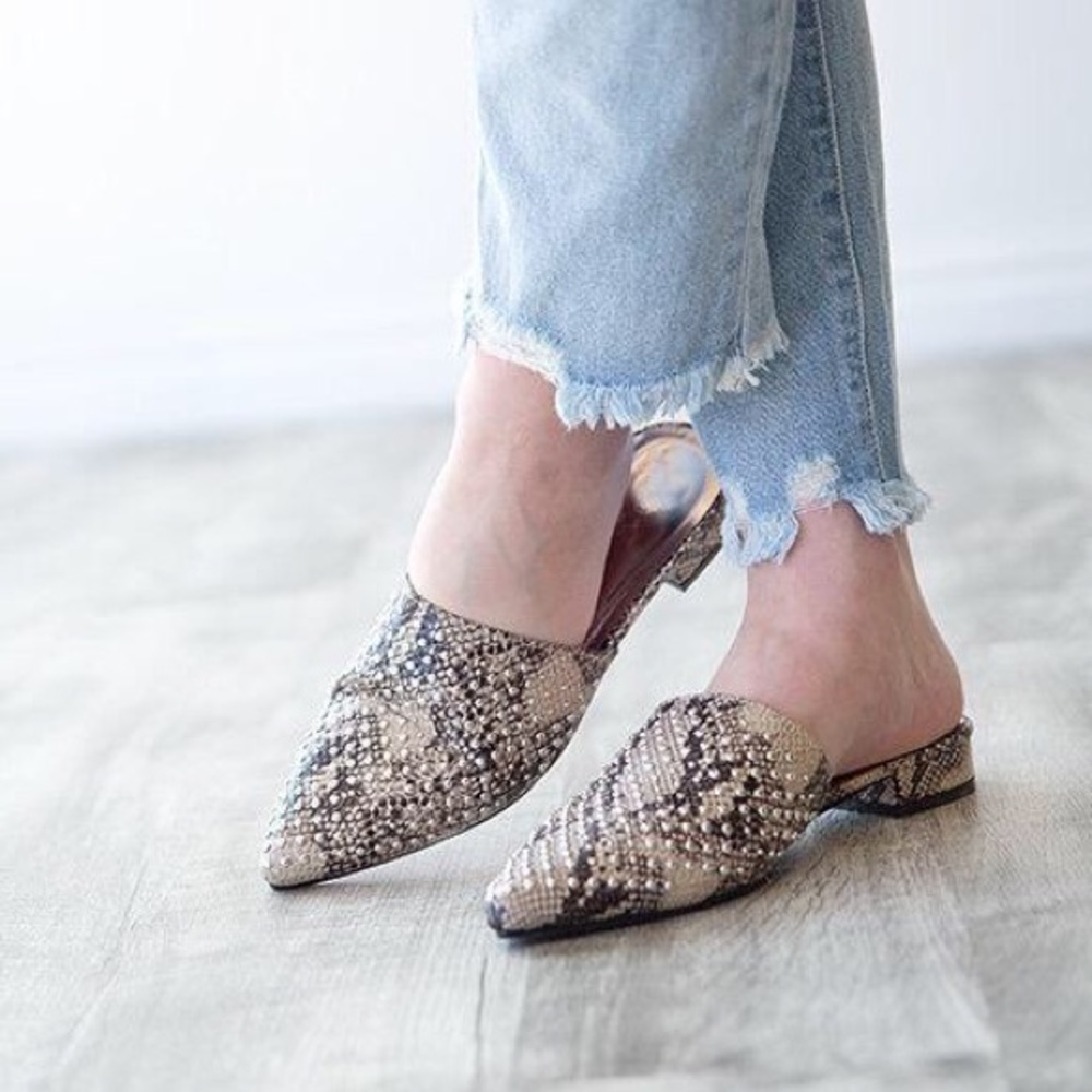 ⚡️SNAKE STUDDED MULES- SHOES